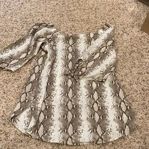 XS snakeskin print blouse.
